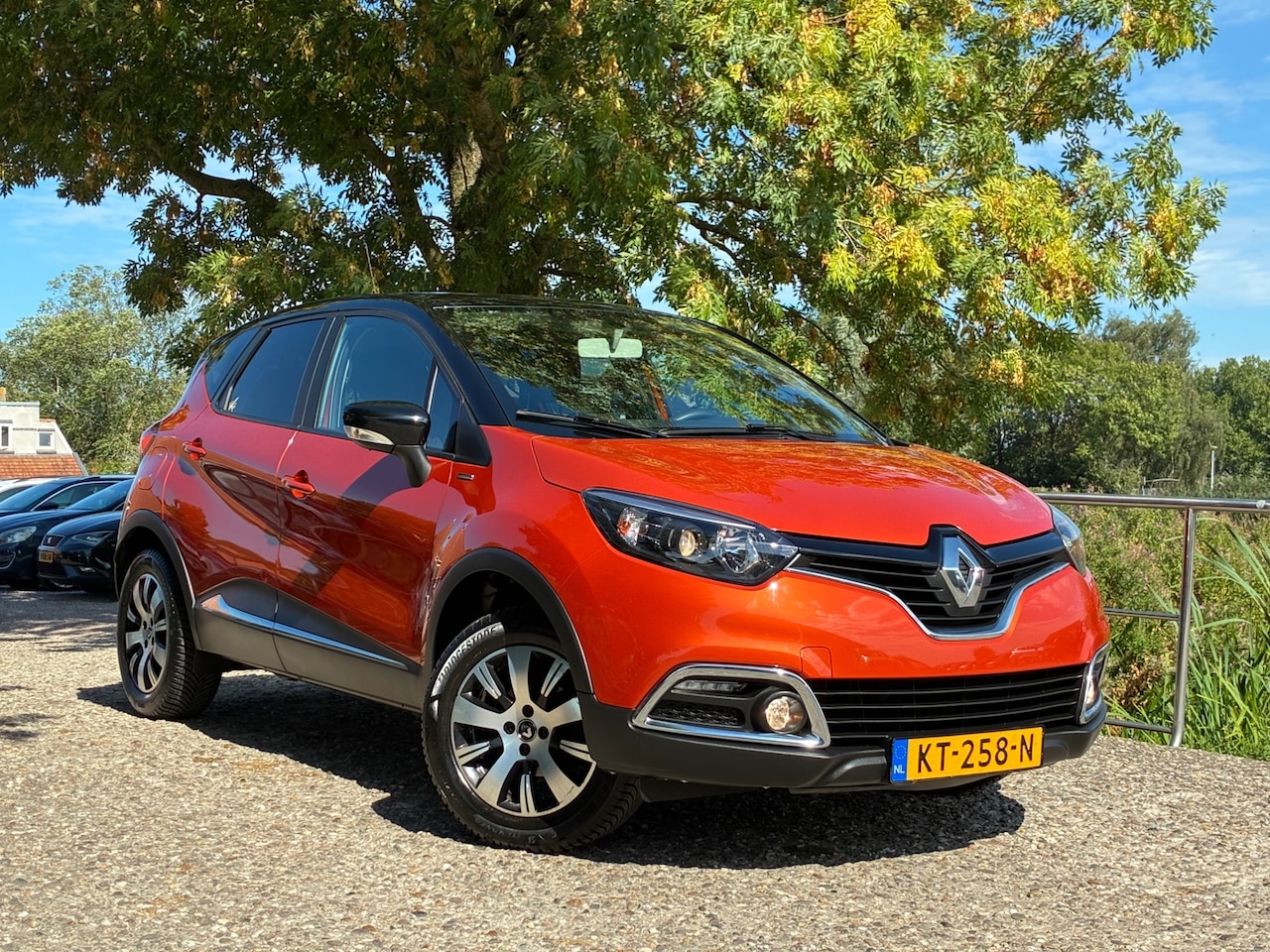 Renault Captur - 0.9 TCe Limited | 1e eigenaar | Dealer onderhoud nu €7.450,-!! - AutoWereld.nl