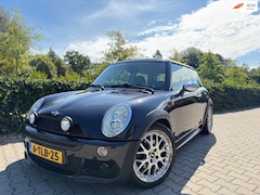 MINI 3-Deurs - 1.6 Cooper , JCW Pakket , Airco / Stoelverwarming / Elec.Pakket / 17" LM Velgen