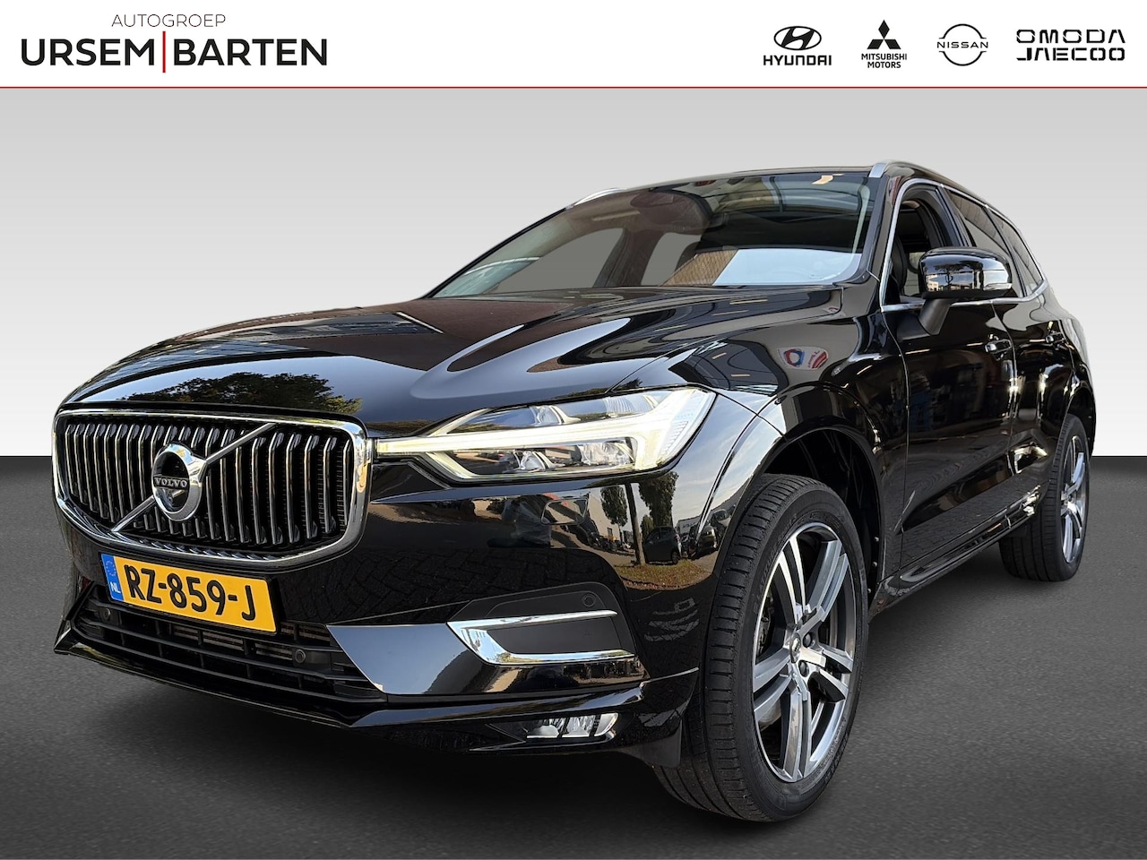 Volvo XC60 - 2.0 T5 AWD Inscription | Elektrische Trekhaak | Luchtvering | Achteruitrijcamera | Apple C - AutoWereld.nl