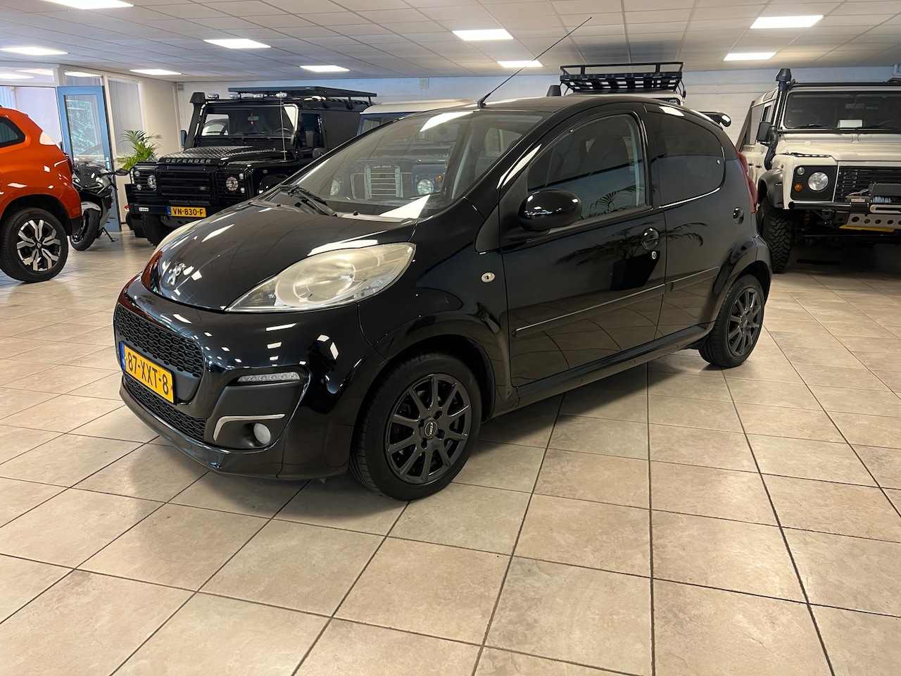 Peugeot 107 - 1.0 Envy 5 deurs Airco - AutoWereld.nl