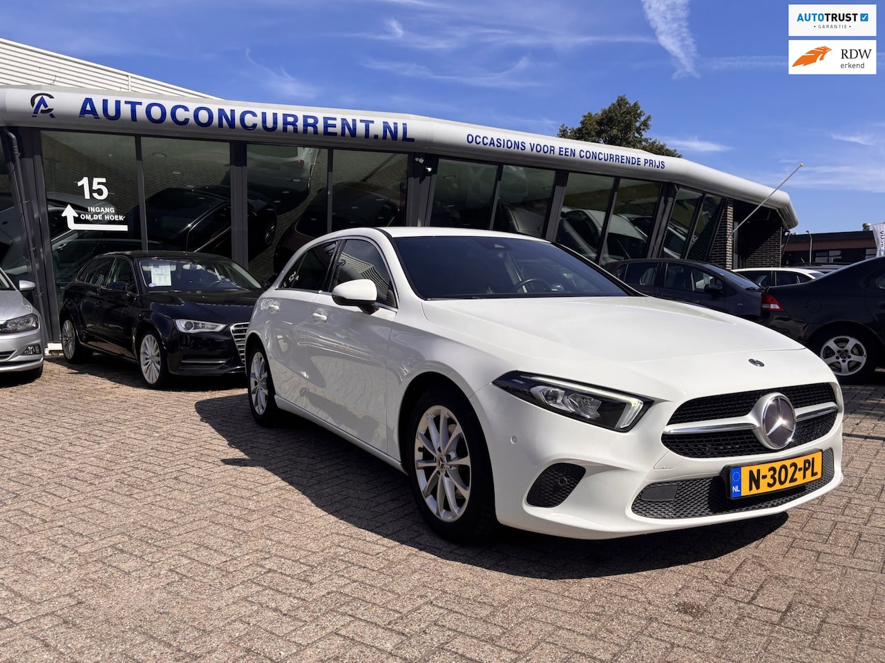 Mercedes-Benz A-klasse - 200 Business Solution AMG 200 Business Solution AMG, Carplay, Leder, Automaat, Inruil mogelijk. - AutoWereld.nl