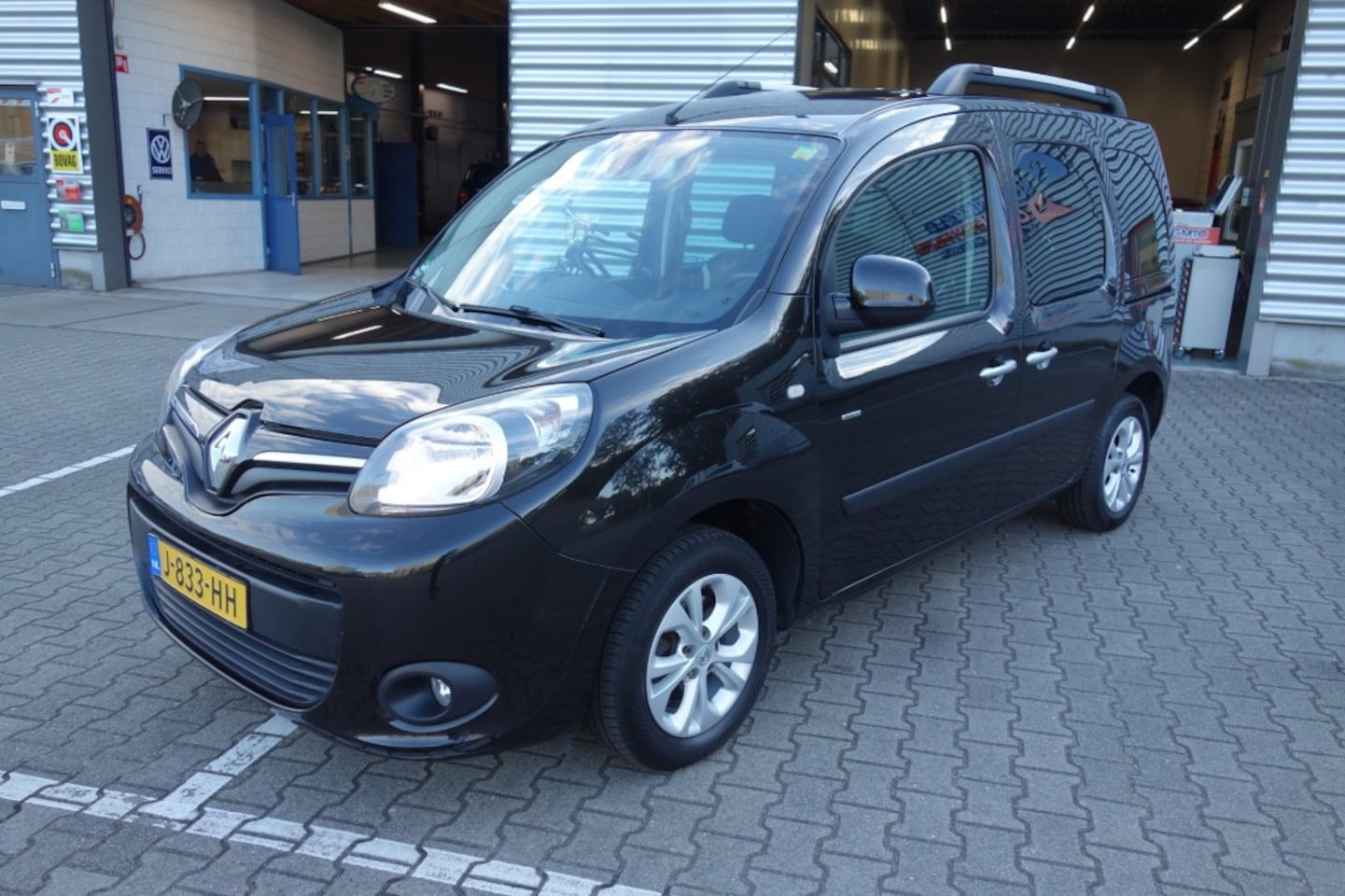 Renault Kangoo - 1.2 TCE LIMITED SenS, Trekhaak, ECC, Cruise, Bluetooth - AutoWereld.nl