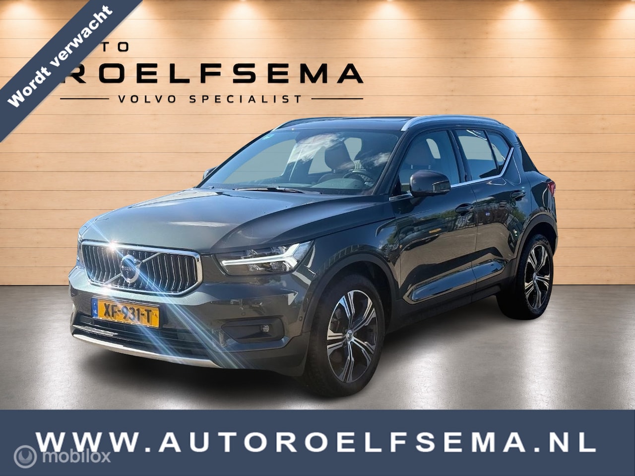 Volvo XC40 - 2.0 T4 Inscription | Panoramadak | Adaptive Cruise | BLISS | Elektrische Stoelen | Verwarm - AutoWereld.nl