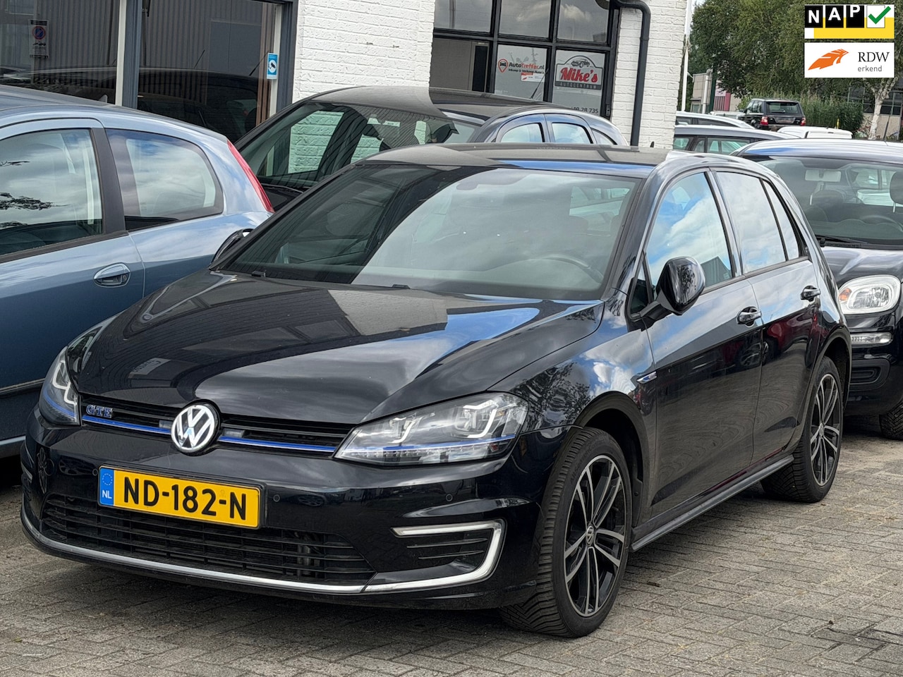 Volkswagen Golf - 1.4 TSI GTE | Lees Tekst - AutoWereld.nl
