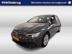 Volkswagen Golf - 1.0 eTSI Life / AUTOMAAT/ CRUISE/ PARKEER SENSOREN V+A/ CAMERA/ DIGITAL DASH/ NAVI/ CLIMA