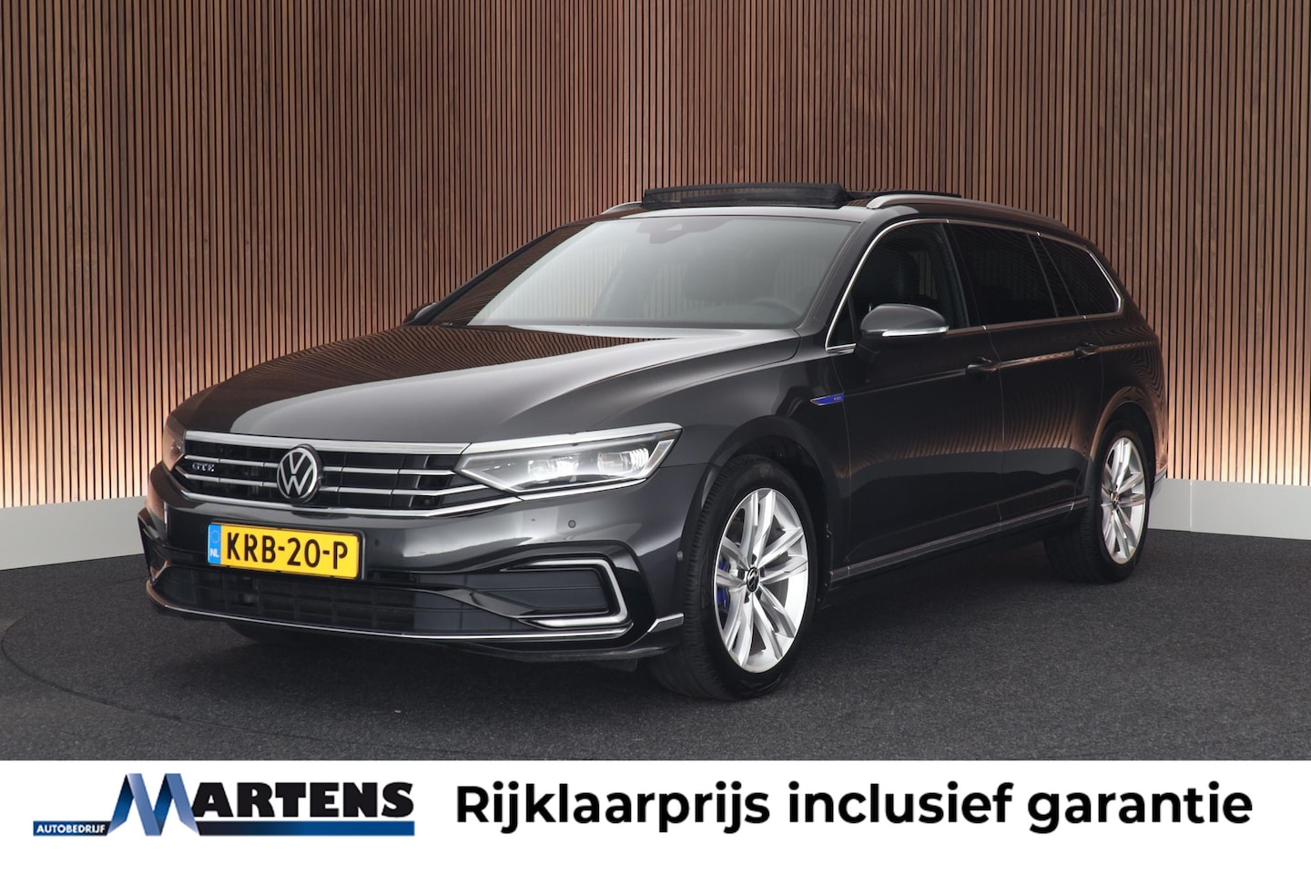 Volkswagen Passat Variant - 1.4 TSI 218pk PHEV GTE Business Leder Trekhaak Camera Memory Panoramadak Stoelverwarming N - AutoWereld.nl