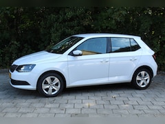 Skoda Fabia - 1.0 MPI Drive APK okt 2027 Hartstikke leuke auto