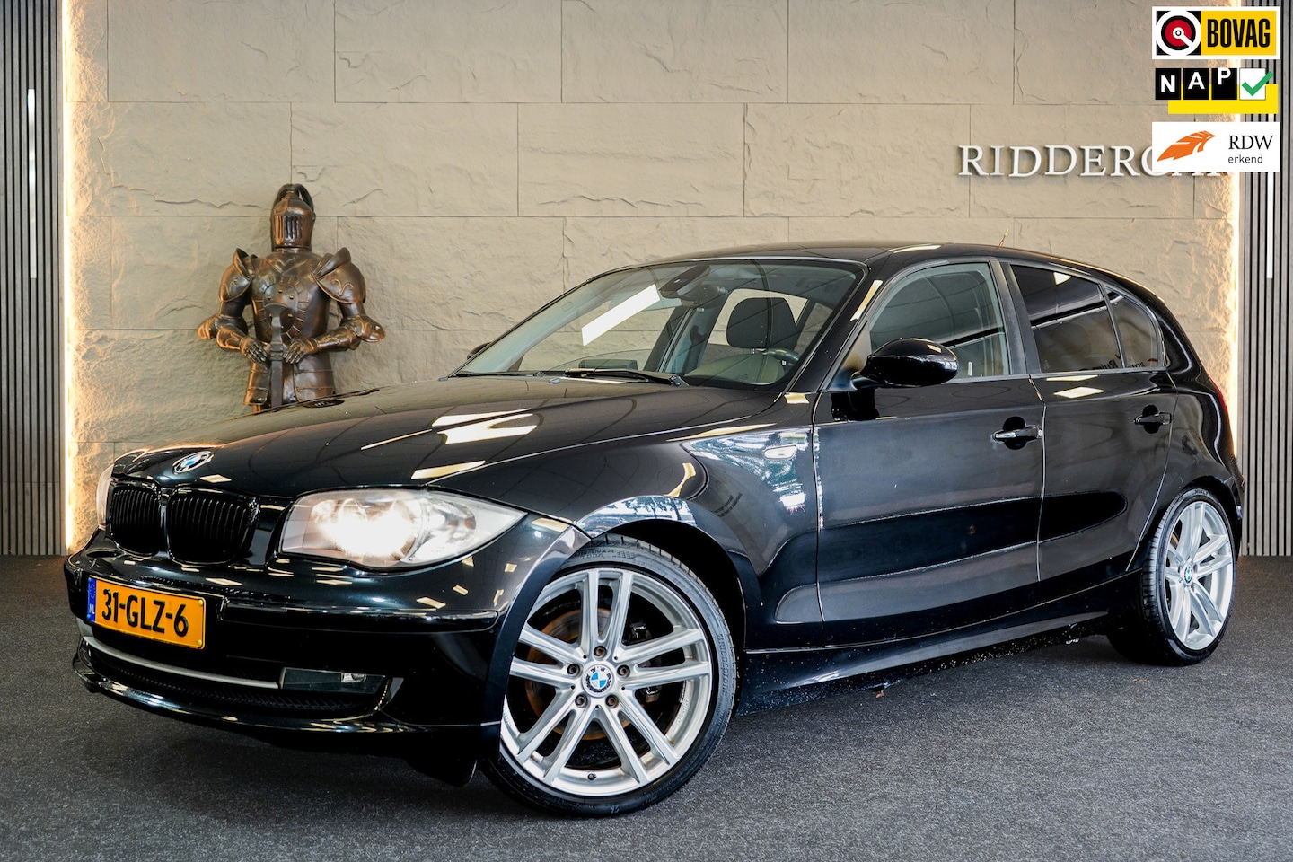 BMW 1-serie - 120i Business Line|NAP|CRUISE|AIRCO|VELGEN| - AutoWereld.nl