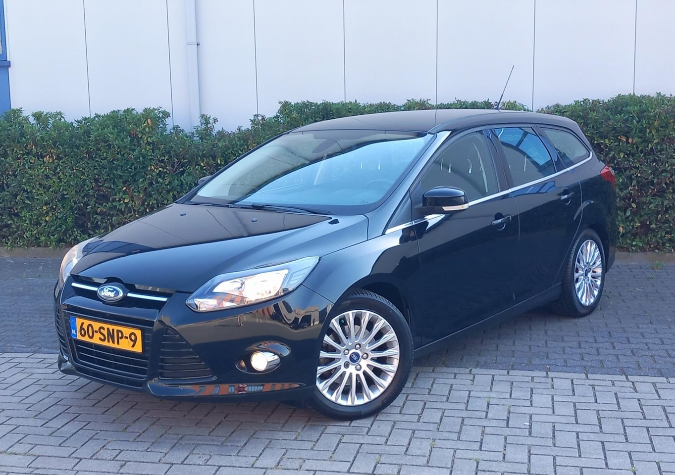 Ford Focus Wagon - 1.6 EcoBoost 150pk Titanium Trekhaak Airco - AutoWereld.nl
