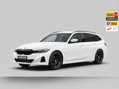 BMW 3-serie Touring - 320e xDrive |Innovation Pack|Adaptive LED|HUD|Shadow-line|NAVI|CAM|Carplay