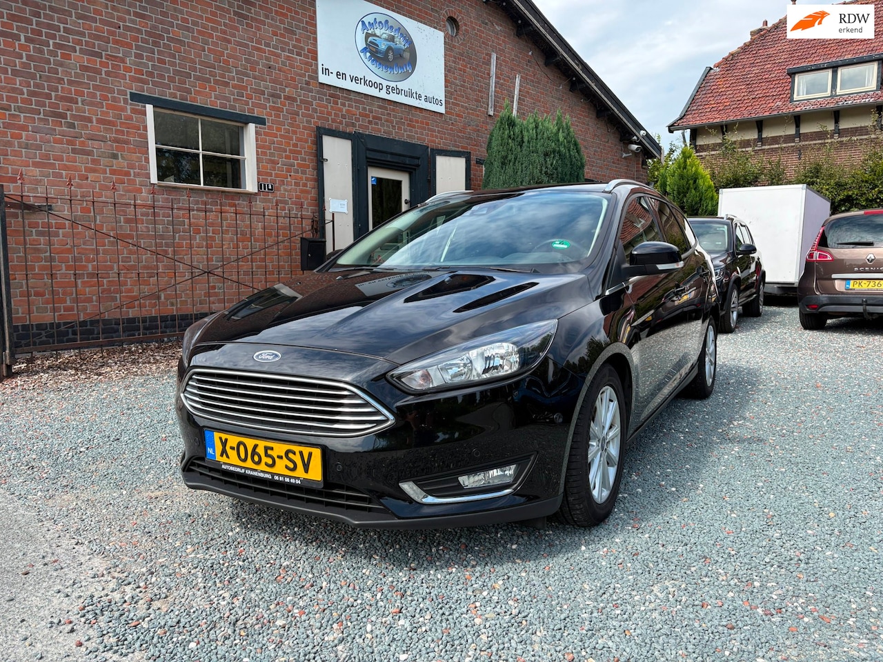 Ford Focus Wagon - 1.0 Trend 1.0 Trend ( Navigatie + Climate controle + Automaat ) - AutoWereld.nl
