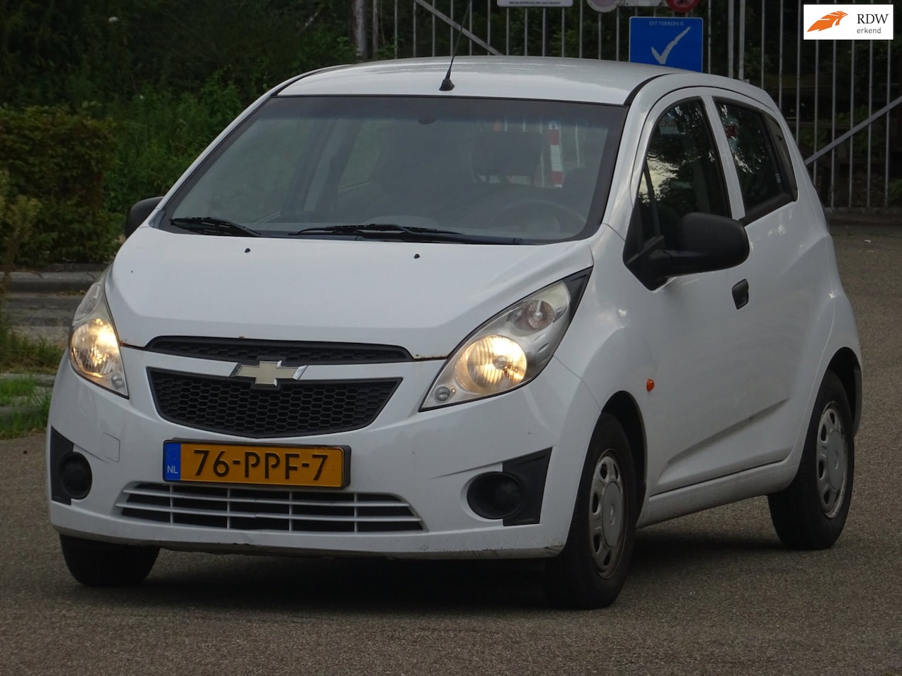 Chevrolet Spark - 1.0 16 LS BJ2011 85DKM NAP/AIRCO/ELEKRAM/APK - AutoWereld.nl