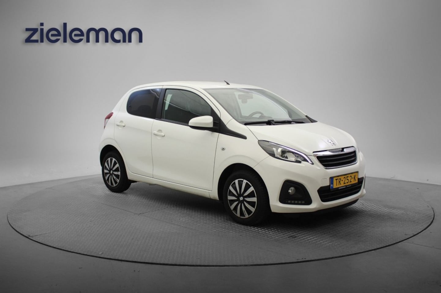 Peugeot 108 - 1.0 e-VTi Active 5 Deurs - Airco - AutoWereld.nl