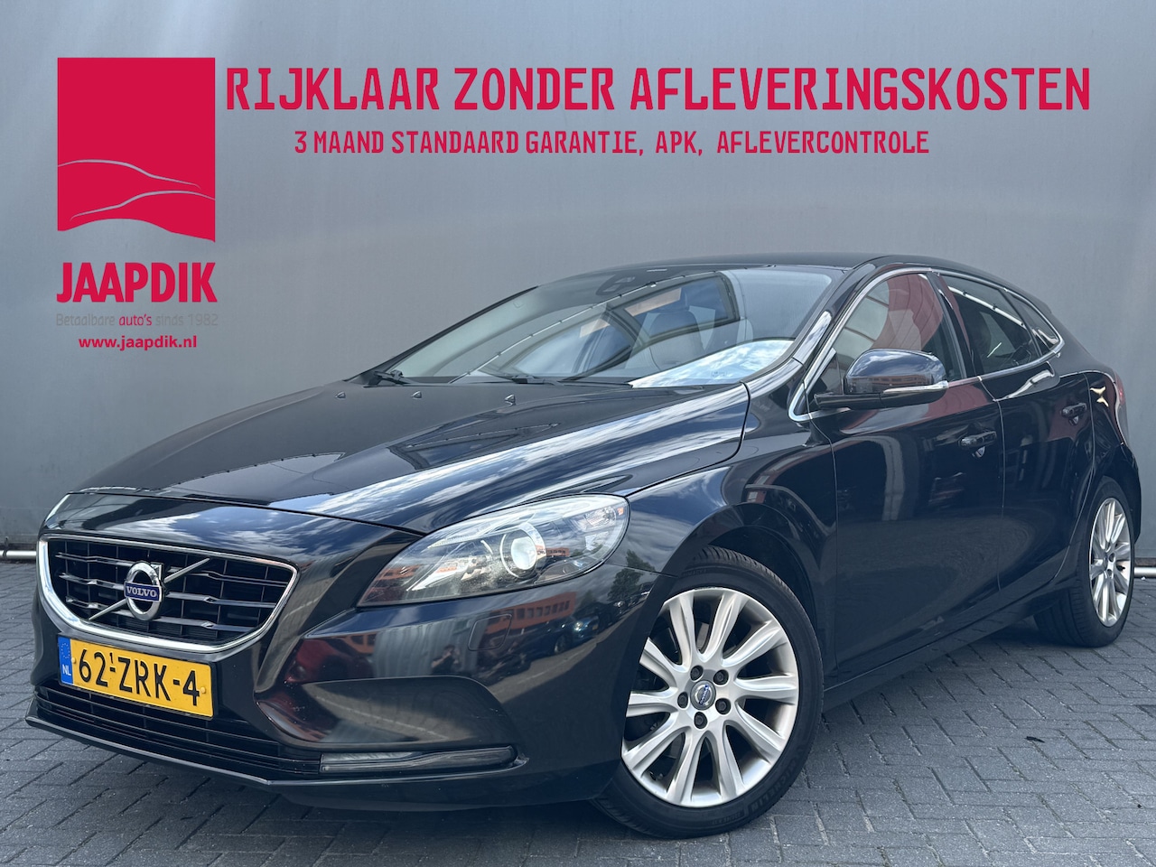 Volvo V40 - 1.6 T3 Summum NIEUW BINNEN! | LEER | TREKHAAK | KEYLESS | CAMERA | FULL LED | CLIMA | NAVI - AutoWereld.nl