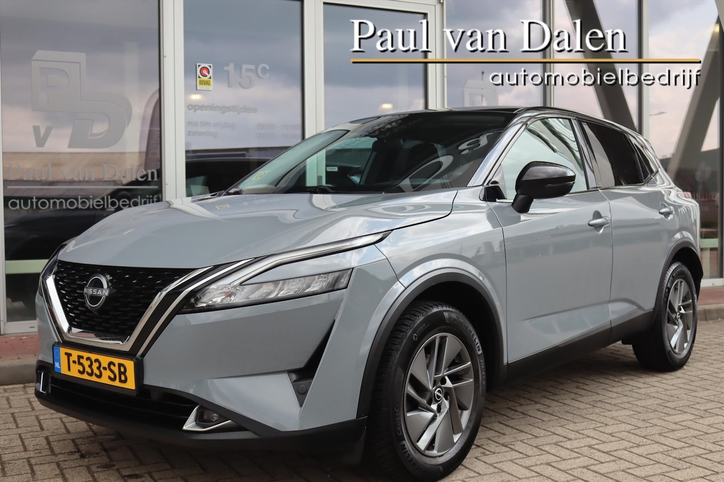 Nissan Qashqai - 1.3 MHEV 158PK ACENTA Trekhaak | Camera | Stoel/stuur/voorruitverw. | Navi Carplay | Lane - AutoWereld.nl