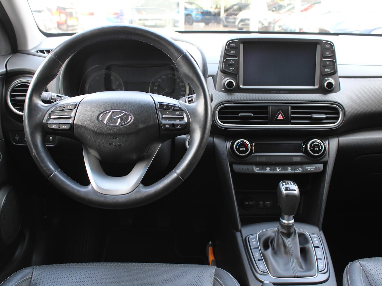 Hyundai Kona - 1.0T Premium | STOEL VERWARMING & VERKOELING | APPLE CARPLAY/ANDROID | - AutoWereld.nl