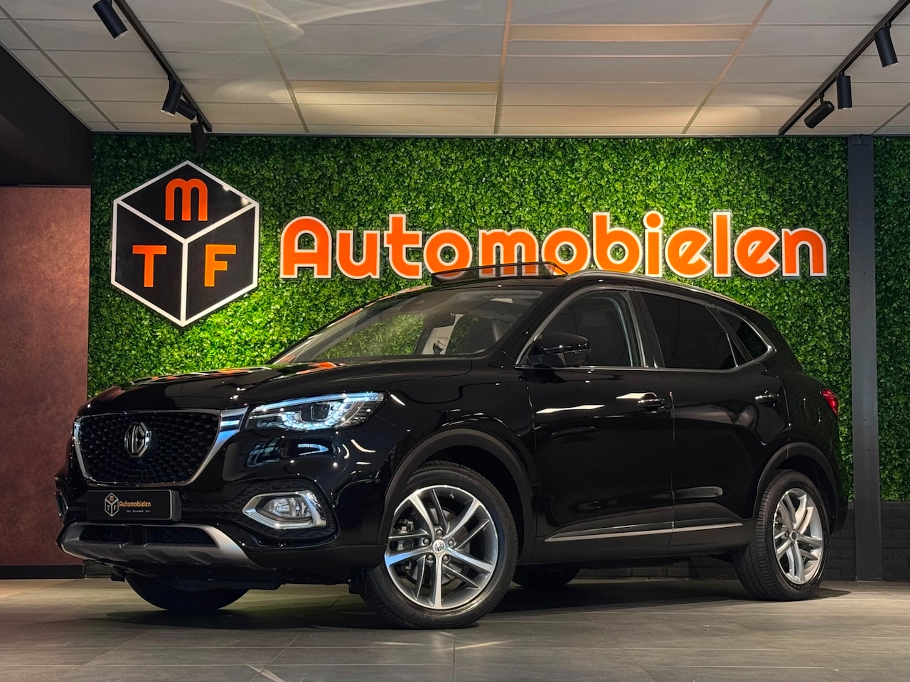 MG EHS - 1.5 TGDI Luxury 258 PK PHEV |PANO|VIRTUAL|PROPVOL|ACC|DODEHOEK|NIEUWSTAAT - AutoWereld.nl