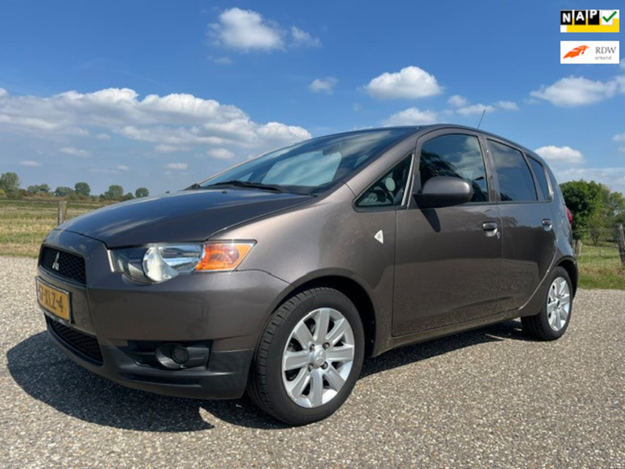 Mitsubishi Colt - 1.3 Edition Two Airco 5drs 104490 km nap bj 2012 zeer mooi - AutoWereld.nl