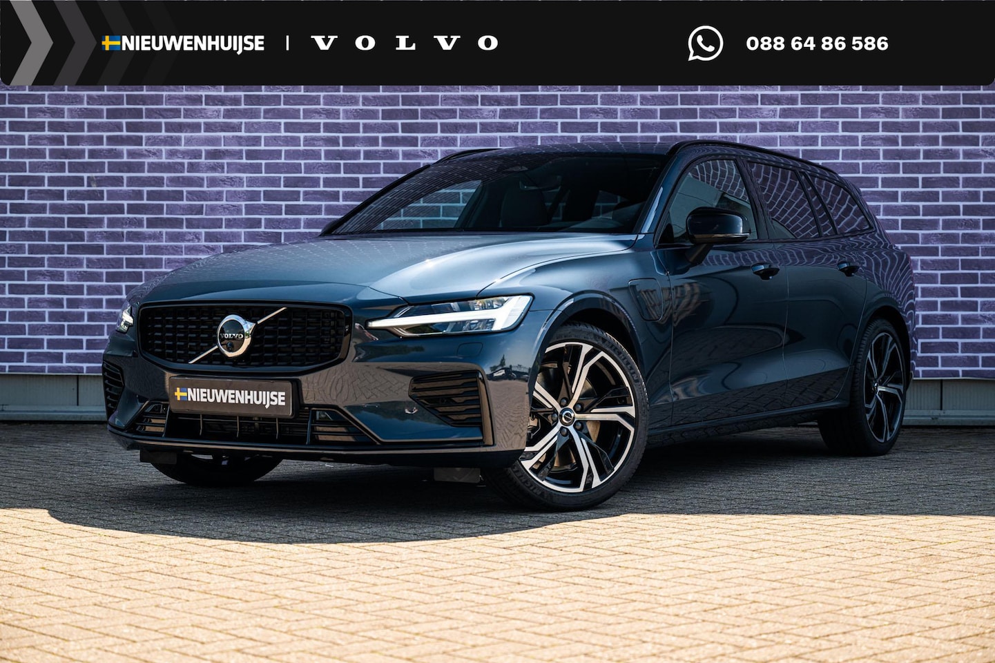 Volvo V60 - T6 Plug-in hybrid AWD Ultra Dark | Google | Long Range | Schuif-/Kanteldak | Adaptieve Cru - AutoWereld.nl