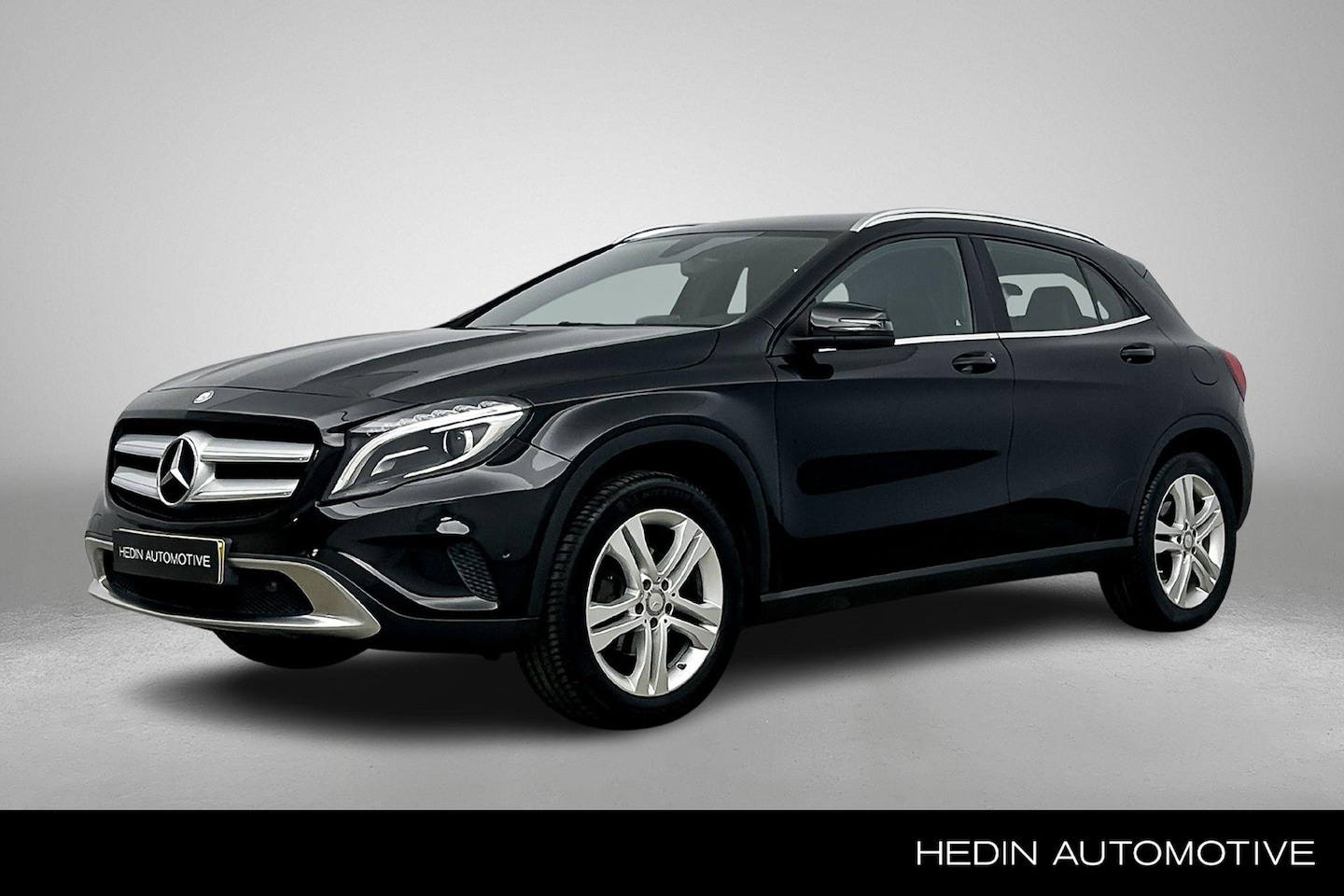 Mercedes-Benz GLA-Klasse - GLA 180 Urban Line | Ambition Pakket | Licht- en zichtpakket | Sfeerverlichting | Bi-Xenon - AutoWereld.nl
