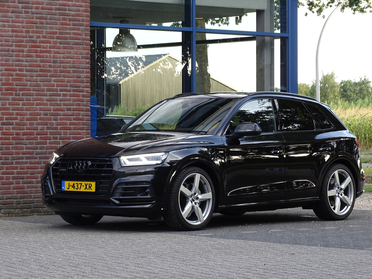 Audi Q5 - 45 TFSI quattro S edition TREKHAAK - AutoWereld.nl