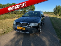 Skoda Octavia Combi - 2.0 TDI Scout 4x4 UNIEK