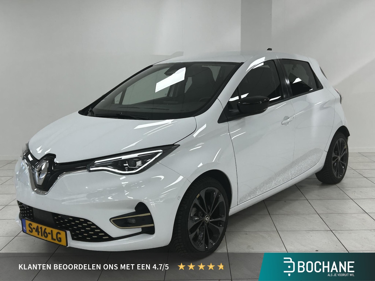 Renault Zoe - R135 Iconic 52 kWh NAVIGATIE | ACHTERUITRIJCAMERA | CLIMATE CONTROL | STOELVERWARMING - AutoWereld.nl