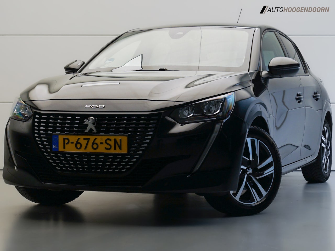 Peugeot 208 - 1.2 PureTech Allure Sport (APPLE CARPLAY,LM-VELGEN,3D-COCKPIT,LED,PARKEERSENSOREN,CRUISE C - AutoWereld.nl