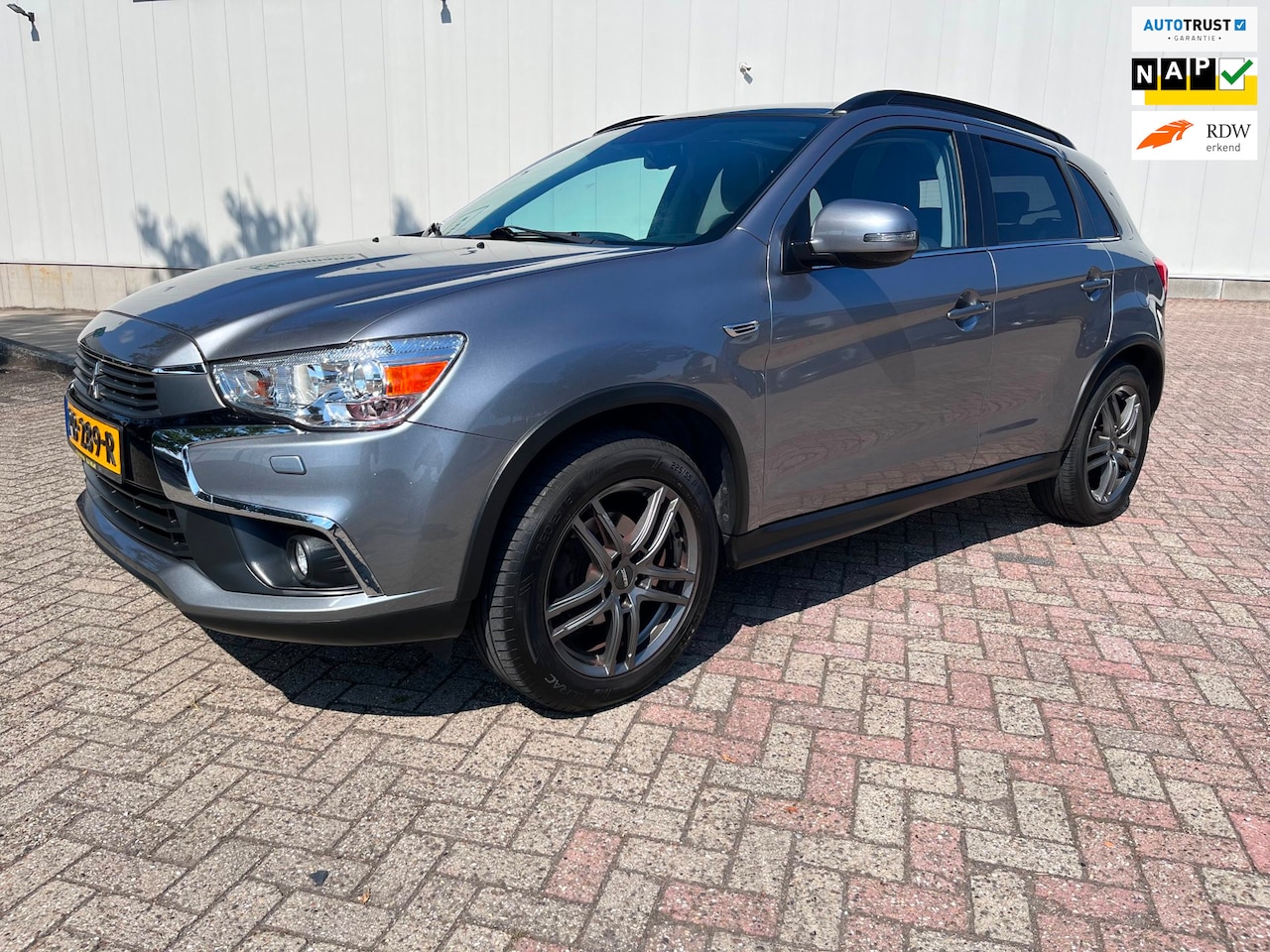 Mitsubishi ASX - 1.6 Cleartec Instyle navi camera panorama dak bomvol opties - AutoWereld.nl