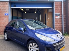 Peugeot 207 - 1.4 XR