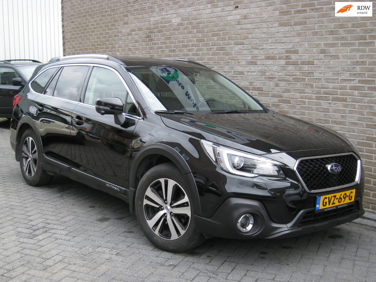 Subaru Outback - 2.5i Premium - Dealer onderhouden - Leder - Trekhaak - AutoWereld.nl