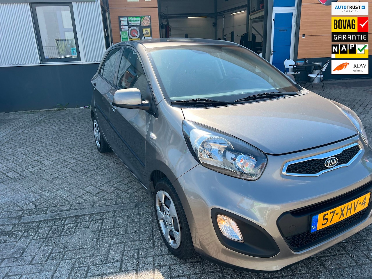 Kia Picanto - 1.2 CVVT ISG Comfort Pack 18.000 km gelopen 1 e eigenaar 6 Maanden garantie nieuwe apk aut - AutoWereld.nl