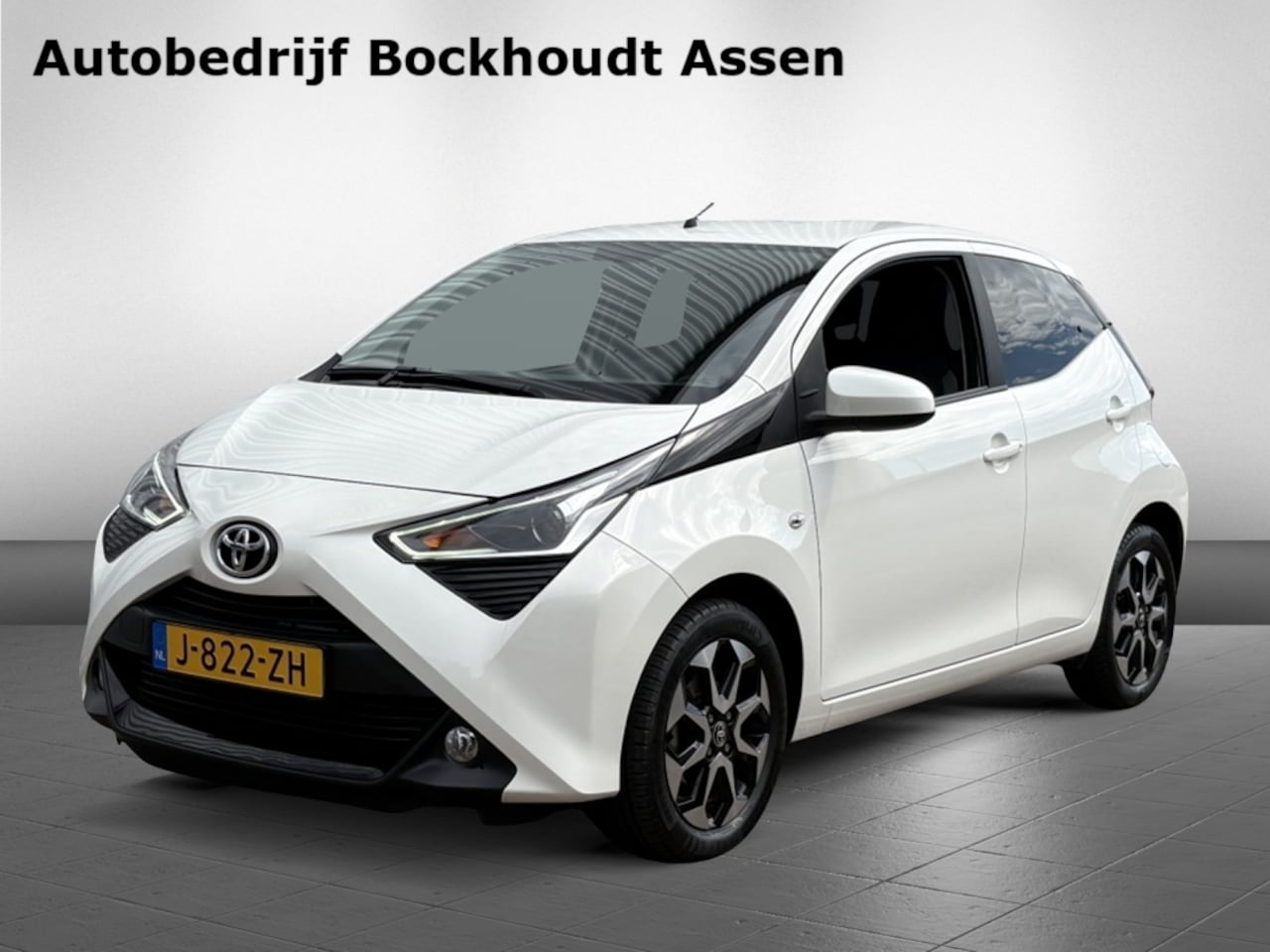 Toyota Aygo - 1.0 VVT-i x-joy 1.0 VVT-i x-joy - AutoWereld.nl
