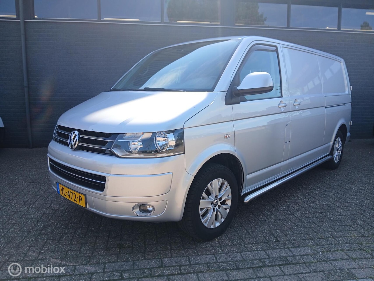 Volkswagen Transporter - 2.0 TDI L2H1 2.0 TDI L2H1 - AutoWereld.nl