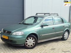 Opel Astra - 1.6 Club