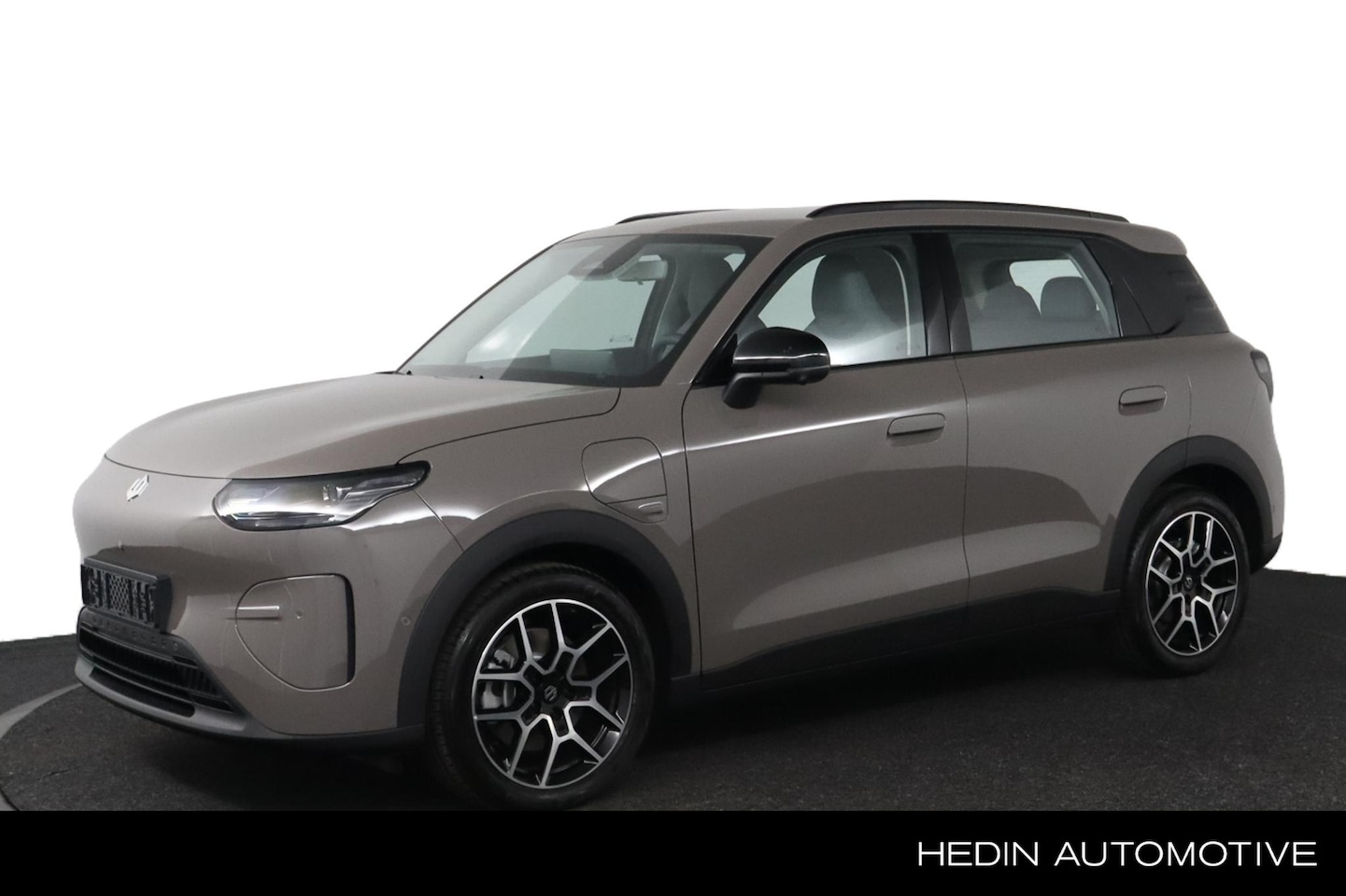Leapmotor B03X - ProMax Design 53 kWh Climate Control | Adaptieve Cruisecontrol | Keyless Entry | 18" Licht - AutoWereld.nl