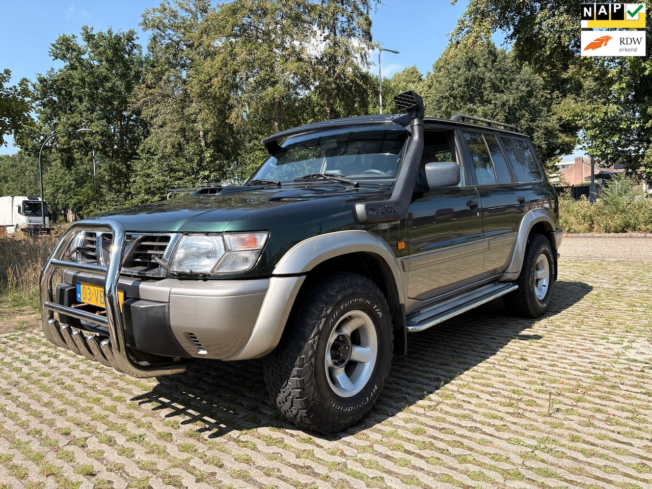 Nissan Patrol GR - 2.8 TDi basis B-stijl - 4x4 - airco - schuifdak - AutoWereld.nl