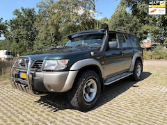 Nissan Patrol GR - 2.8 TDi basis B-stijl - 4x4 - airco - schuifdak