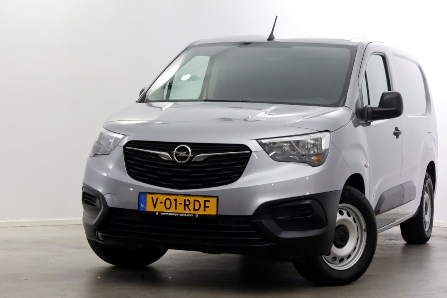 Opel Combo-e - L2H1 Edition 50 kWh Snellader SOH 98,1% 11-2023 - AutoWereld.nl