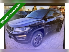 Jeep Compass - 4xe 240 Plug-in Hybrid Electric Trailhawk | Pano | Leer | 1ste Eign. | Trekhaak |