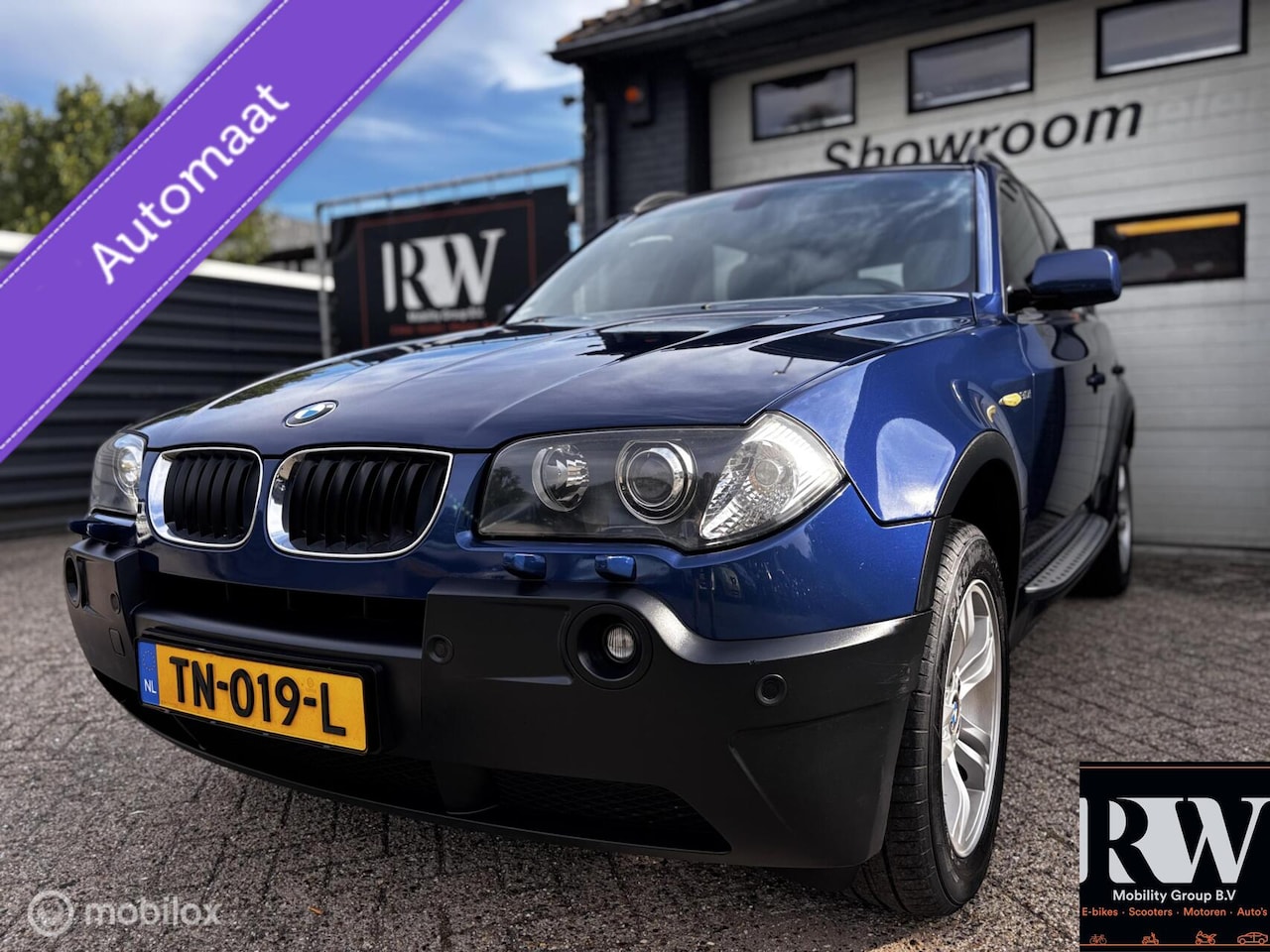 BMW X3 - 3.0i Executive *AUTAAMAAT*PANO*TREKHAAK*CRUISE*A/C* - AutoWereld.nl