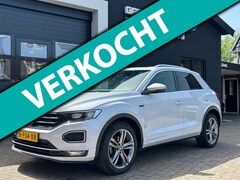 Volkswagen T-Roc - 1.5 TSI Automaat 2x R-Line Pano/Camera/Carplay