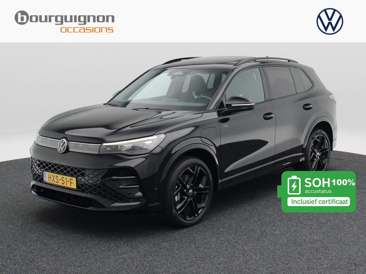 Volkswagen Tiguan - 1.5 204 Pk eHybrid R-Line | Black Style | Panoramadak | Adaptive Cruise | Trekhaak | Massa - AutoWereld.nl