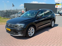 Volkswagen Tiguan Allspace - 1.4 TSI Highline Allspace 2018 NAP 1e Eigenaar Pano Trekhaak