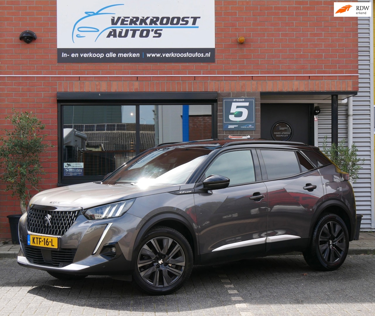 Peugeot 2008 - 1.2 PureTech GT-Line. pano. focal. dist- vervangen. - AutoWereld.nl