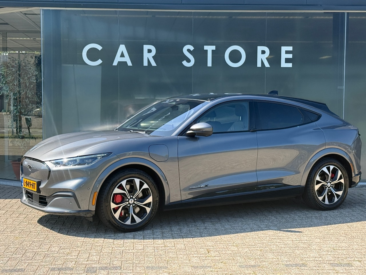 Ford Mustang Mach-E - Extended First Edition AWD 98 kWh 93% SOH PANO - AutoWereld.nl