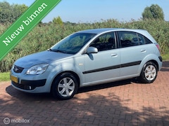Kia Rio - 1.4 LX 5 Drs hb Erg Netjes