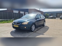 Ford Focus - 1.8-16V Futura Flexifuel Airco Multimediescherm APK 6-3-2027 inruil en Garantie mogelijk