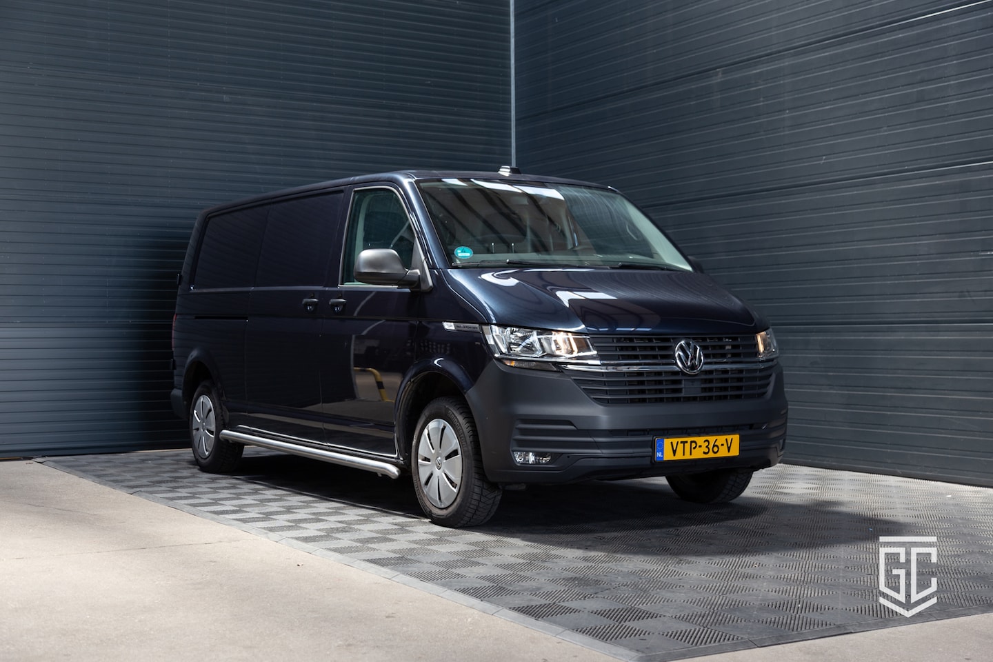 Volkswagen Transporter - 2.0 TDI L2H3 28 Comfortline 2.0 TDI L2H3 28 Comfortline - AutoWereld.nl
