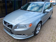 Volvo V70 - 2.5FT R-Design 230PK LEER / XENON / TREKHAAK / PDC